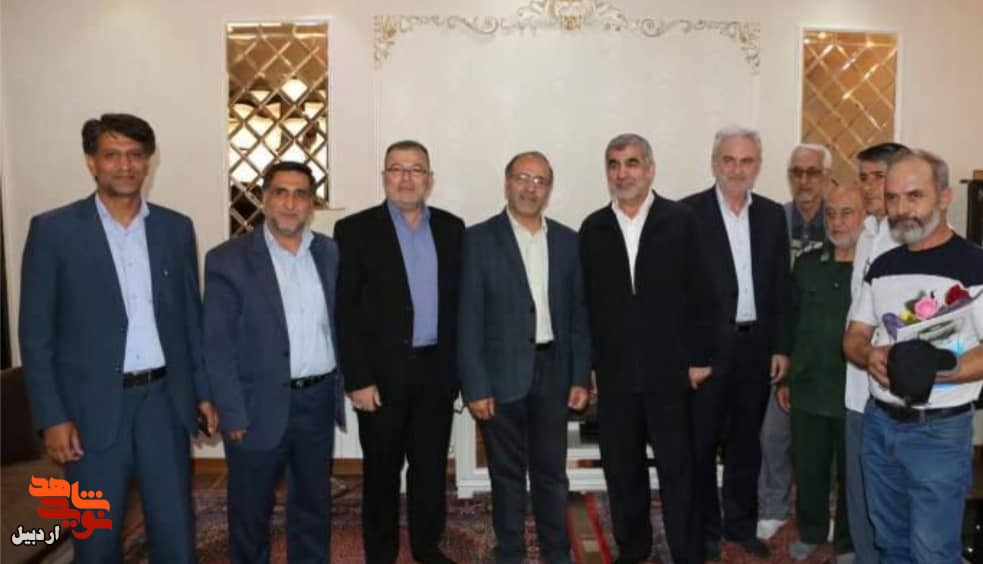دیدار نایب رئیس مجلس شورای اسلامی با آزادگان و خانواده شهید مدافع حرم