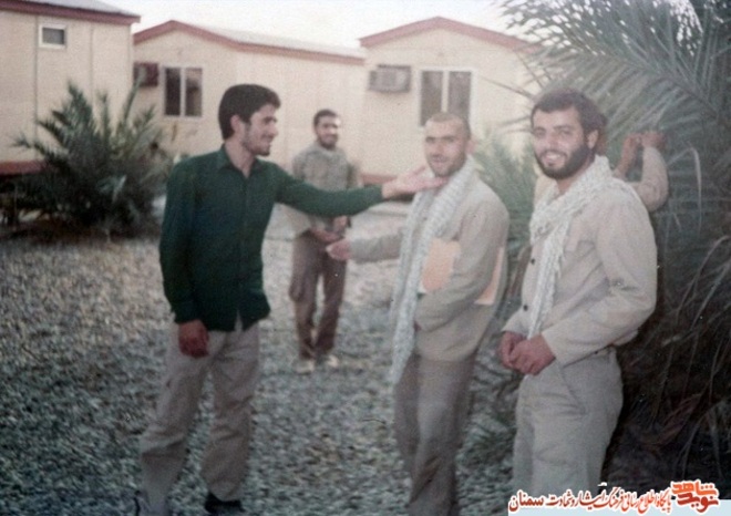 نفر اول از راست شهید محمدرضا منصوریان