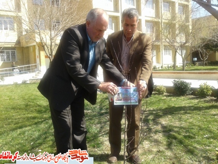 مدیرکل بنیاد کرمانشاه: مردم قدرشناس زحمات مدیرکل بنیاد کرمانشاه: مردم قدرشناس زحمات