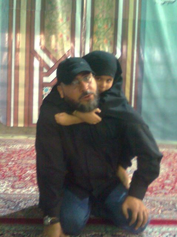 شهیدی که جایزه «هنر انقلاب» به او اهدا شد+ تصاویر شهیدی که جایزه «هنر انقلاب» به او اهدا شد+ تصاویر