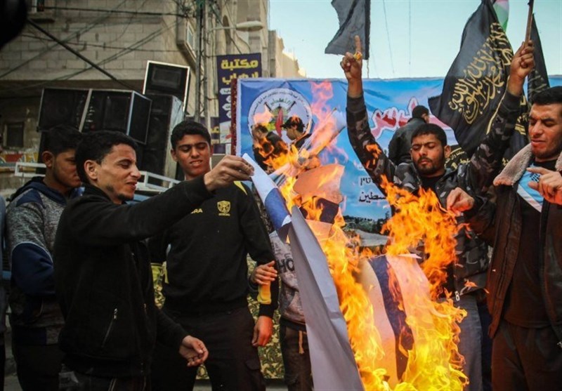 تشییع شهید فلسطینی به راهپیمایی تبدیل شد+تصاویر تشییع شهید فلسطینی به راهپیمایی تبدیل شد+تصاویر