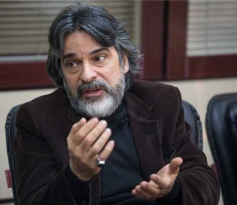 شرکت کنندگان جشنواره ملی تئاتر ایثار از باتجربه های تئاتر مشاوره بگیرند شرکت کنندگان جشنواره ملی تئاتر ایثار از باتجربه های تئاتر مشاوره بگیرند