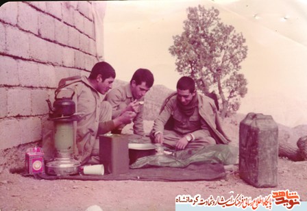 جبهه و جنگ دانشگاه عالی است جبهه و جنگ دانشگاه عالی است