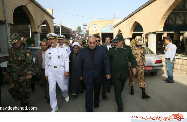 همایش تجلیل از خانواده معظم شهدا و ایثارگران در کرمانشاه برگزار شد همایش تجلیل از خانواده معظم شهدا و ایثارگران در کرمانشاه برگزار شد