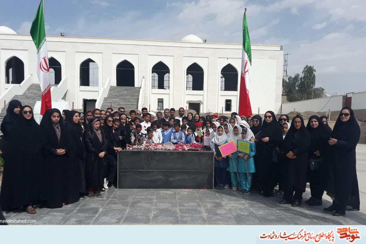 گزارش تصویری/ برگزاری مراسم گرامیداشت شهدای حادثه تروریستی زاهدان و تکریم مادران شهدا در چابهار گزارش تصویری/ برگزاری مراسم گرامیداشت شهدای حادثه تروریستی زاهدان و تکریم مادران شهدا در چابهار