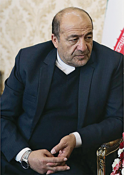 لحظه به لحظه آن 5 ساعت دلهره آور / ناگفتههای کورش کرم پور که با داعشی ها درگیر و با پیراهن خونین وارد صحن علنی مجلس شد لحظه به لحظه آن 5 ساعت دلهره آور / ناگفتههای کورش کرم پور که با داعشی ها درگیر و با پیراهن خونین وارد صحن علنی مجلس شد