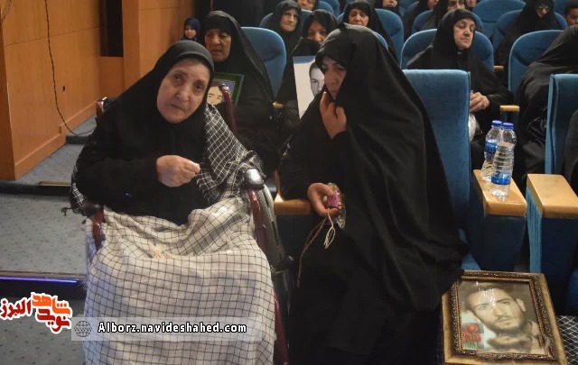 برای محافظت از‌فرزندان آنها را به سبک زندگی شهدا تربیت کنید
