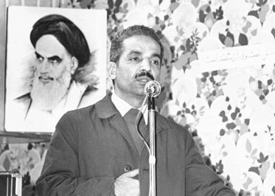 شهید رجایی متعبد بود و در مسئولیتها اخلاص داشت شهید رجایی متعبد بود و در مسئولیتها اخلاص داشت