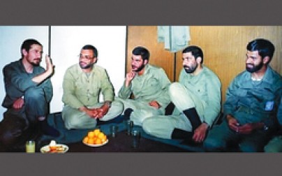 روی تخت بیمارستان با پیکر حاج همت وداع کردم