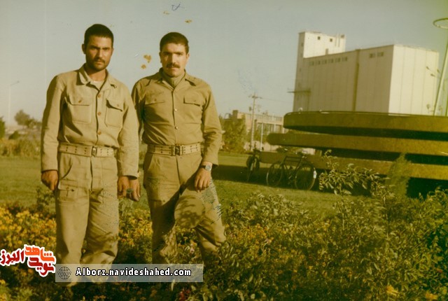 غریبانه های سرباز شهید؛ از کودکی تا دفاع از وطن غریبانه های سرباز شهید؛ از کودکی تا دفاع از وطن