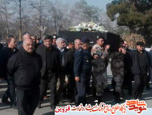 پیکر همسر سیدالاسرا شهید حسین لشگری تشییع شد پیکر همسر سیدالاسرا شهید حسین لشگری تشییع شد