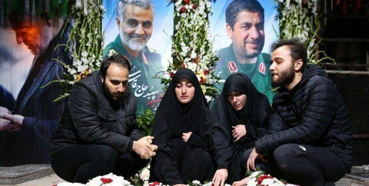 آخرین صحبت حاج قاسم با دخترش سه ساعت قبل از شهادت آخرین صحبت حاج قاسم با دخترش سه ساعت قبل از شهادت