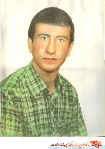 مختصری از زندگینامه شهید قلي بخرد مختصری از زندگینامه شهید قلي بخرد