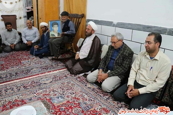 دیدار مسئولان بنیاد شهید بردسیر با خانواده شهیدان «زاهدی، میرزایی و ملک قاسمی» دیدار مسئولان بنیاد شهید بردسیر با خانواده شهیدان «زاهدی، میرزایی و ملک قاسمی»