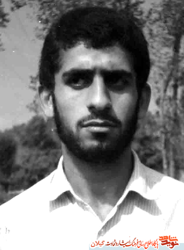 زندگینامه شهید «ایوب آئین» هر روز قرآن بخوانید و در آیات آن تدبر کنید زندگینامه شهید «ایوب آئین» هر روز قرآن بخوانید و در آیات آن تدبر کنید