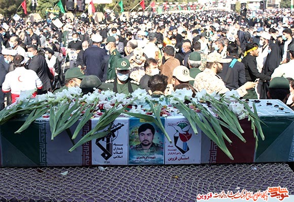 گزارش تصویری از تشییع و خاکسپاری پیکر شهید گزارش تصویری از تشییع و خاکسپاری پیکر شهید