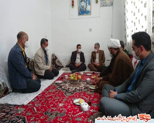 دیدار مسئولین شهرستان شیروان با ایثارگران این شهرستان دیدار مسئولین شهرستان شیروان با ایثارگران این شهرستان