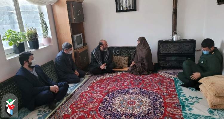 تأسی به حضرت زینب کبری (س) شاخصه‌ی مشترک همه‌ی مادران شهدا