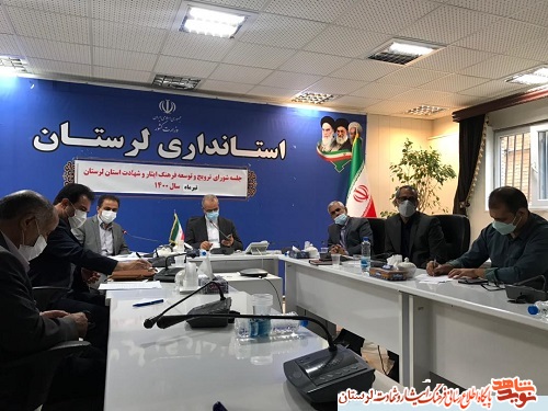 تلاش برای انتقال رشادتهای شهدا و ایثارگران به نسل آینده ضروری است