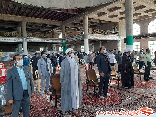 به مناسبت عید غدیر از خانواده شهدای سادات لرستان تجلیل به عمل آمد