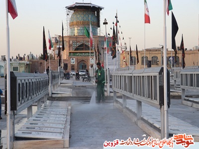 روشن کردن شمع در گلزار شهدا به سنگ مزار‌ها آسیب جدی رسانده است