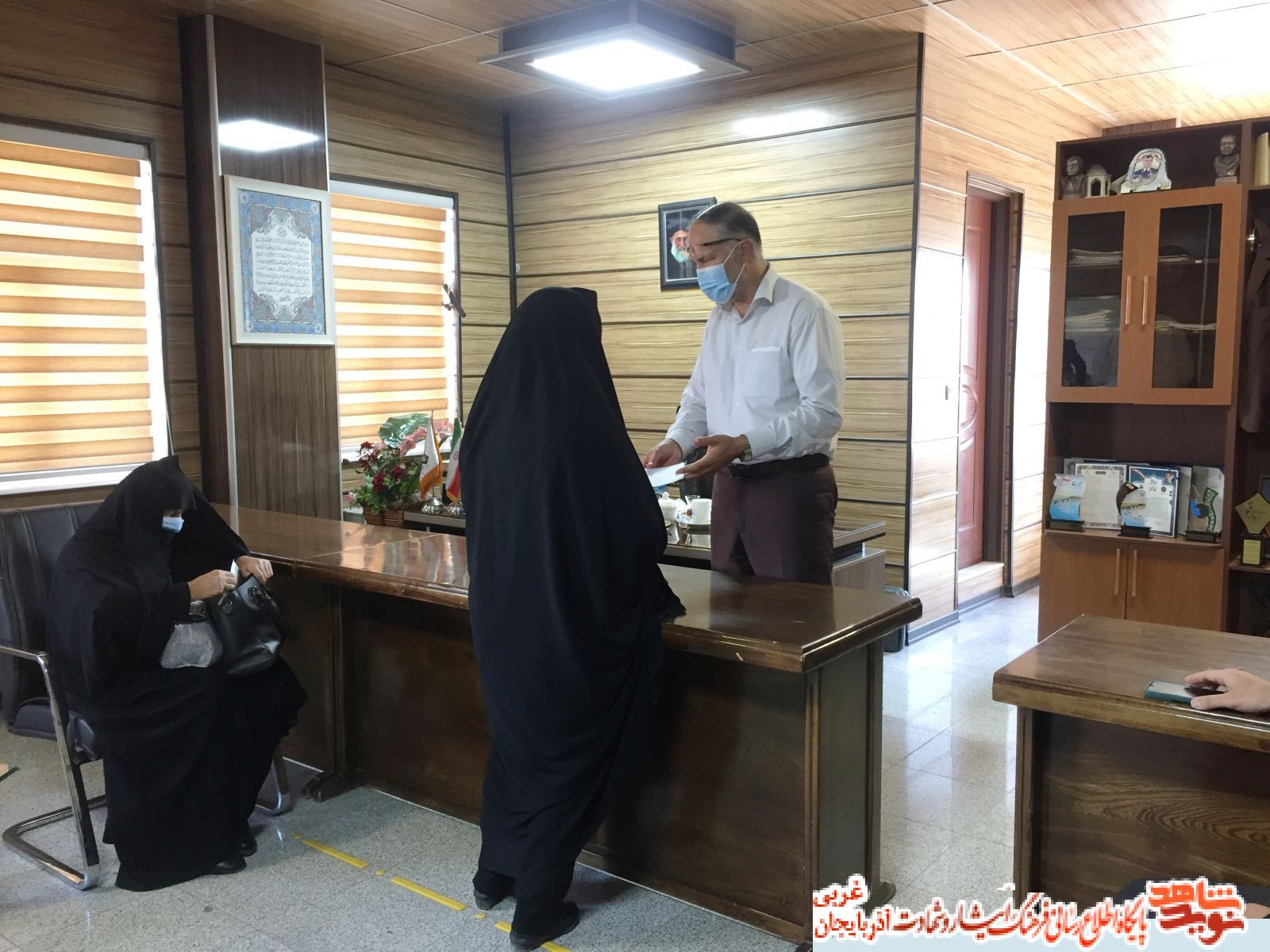 حمایت از ایثارگران و خانواده های آنان وظیفه مسئولین است