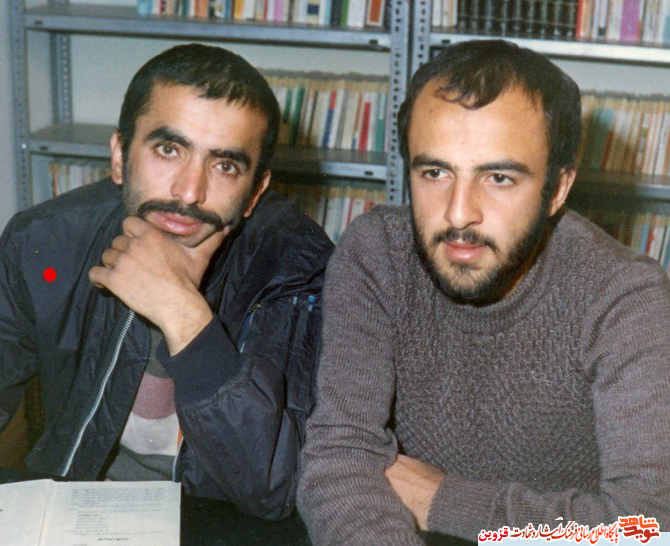 اینایی که رفتن جبهه یه مشت آدم بیکار بودن!