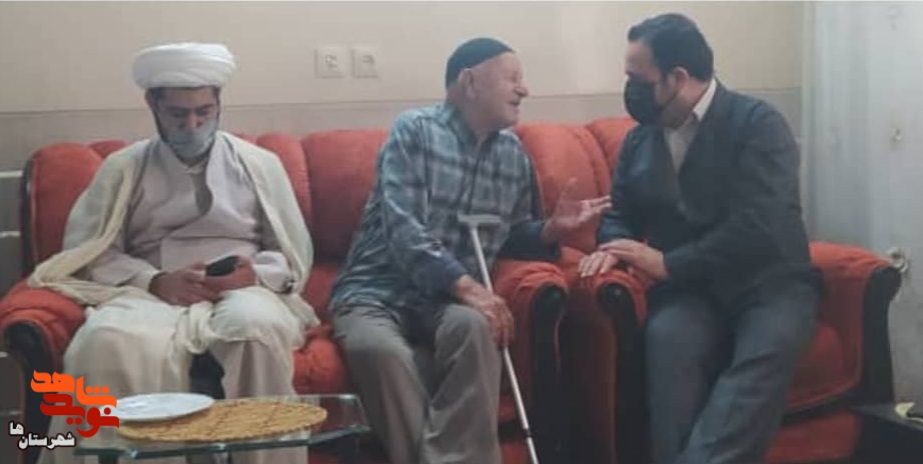 در تکریم والدین شهدا مسؤل هستیم