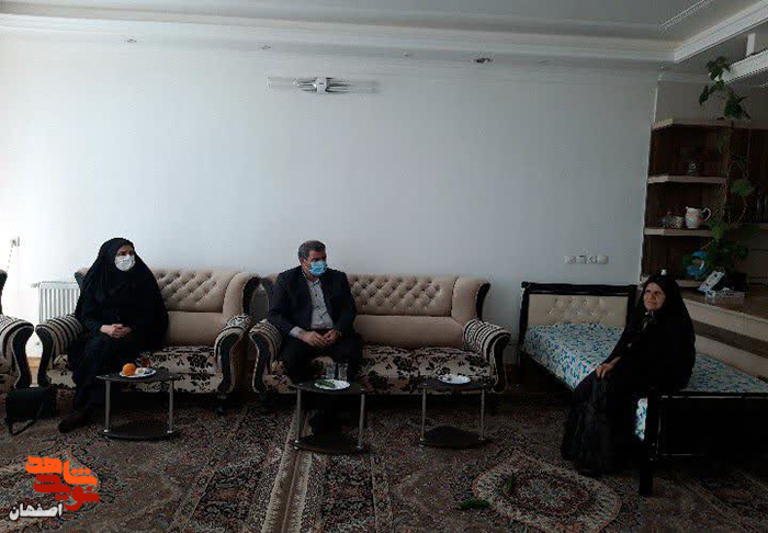 در سال جدید باید دغدغه خانواده شهدا را در اولیت کاری خود قرار دهیم