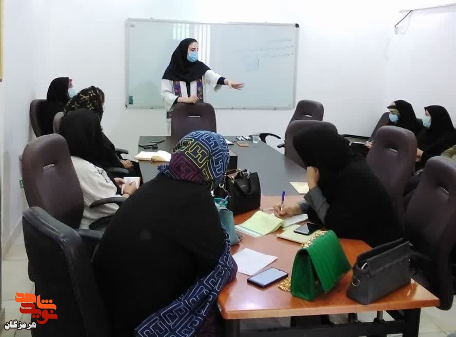 کارگاه «فرزند پروری مثبت» ویژه ایثارگران