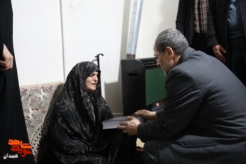 مسئولان با خانواده شهید «مرادی» دیدار کردند