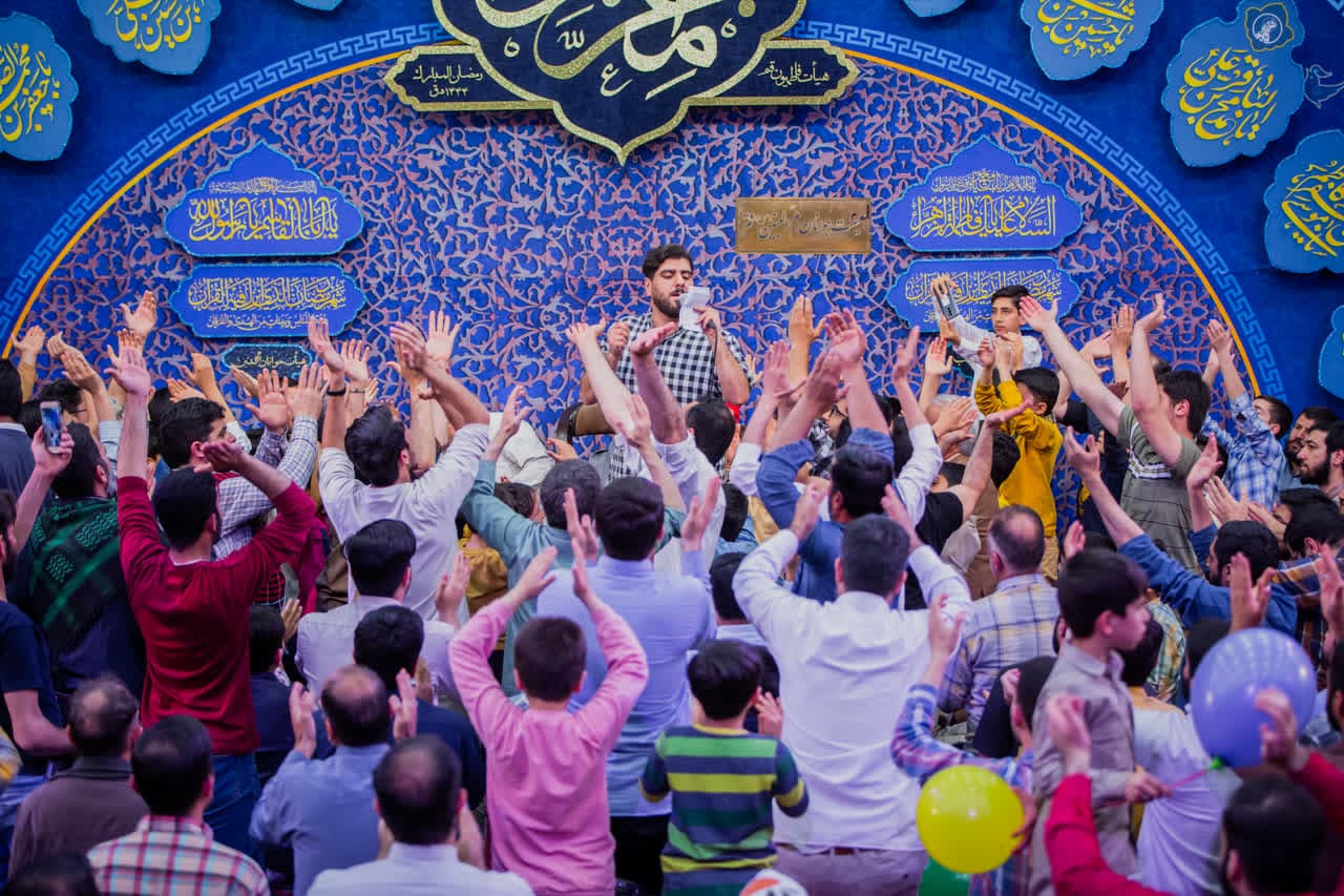 جشن ولادت امام حسن مجتبی (ع) در جوار سه شهید گمنام قم برگزار شد