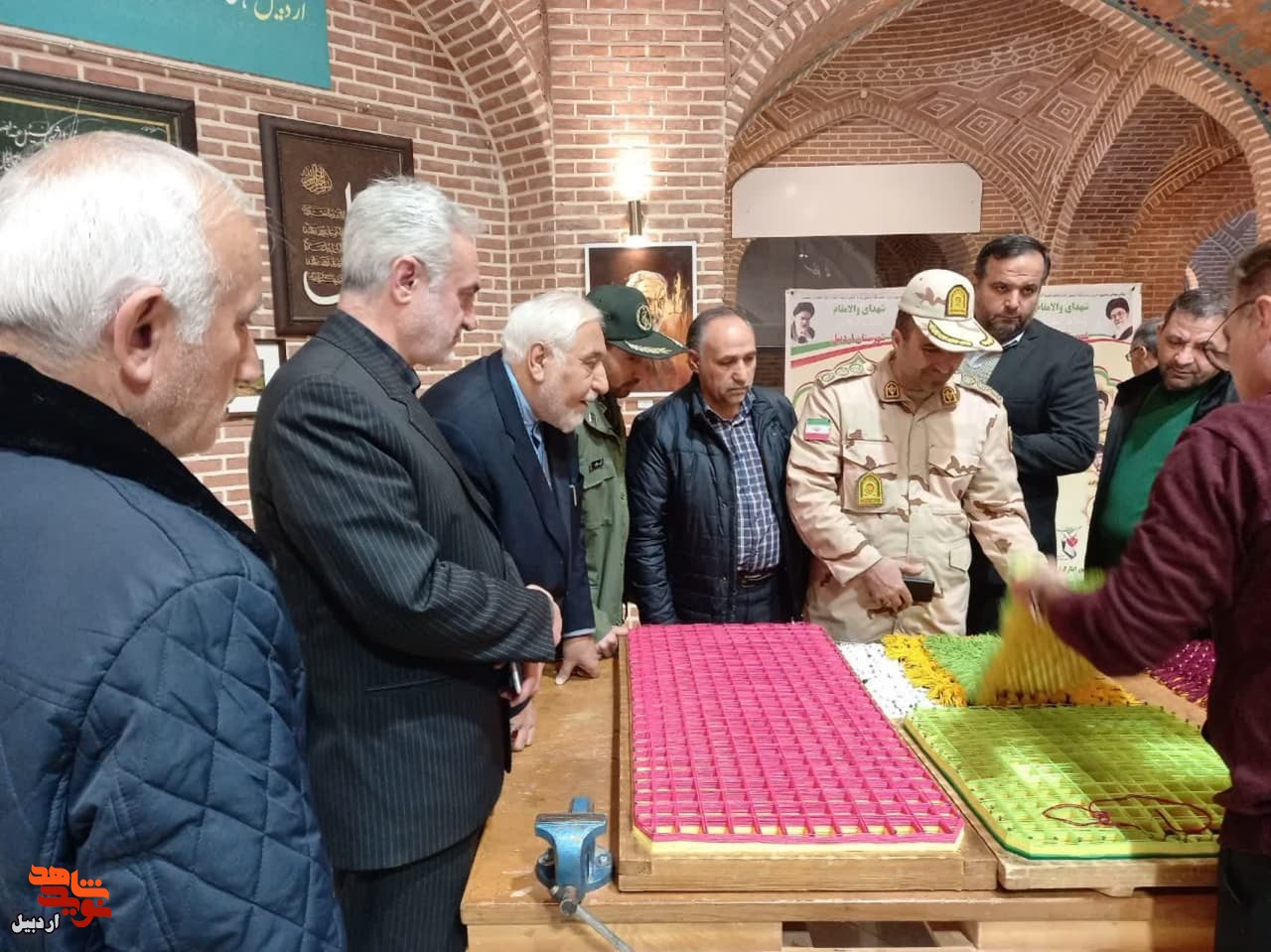 افتتاح نمایشگاه هنرهای دستی ایثارگران و جانبازان در اردبیل
