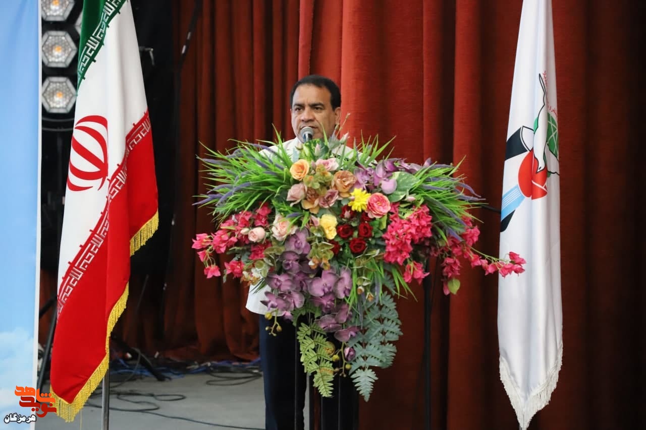 ایثارگران سفیر نظام در جامعه هستند