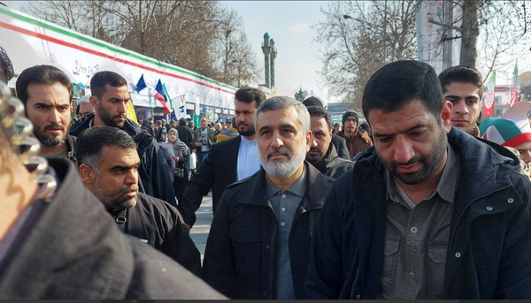 جشن سالروز پیروزی شکوهمند انقلاب اسلامی آغاز شد جشن سالروز پیروزی شکوهمند انقلاب اسلامی آغاز شد