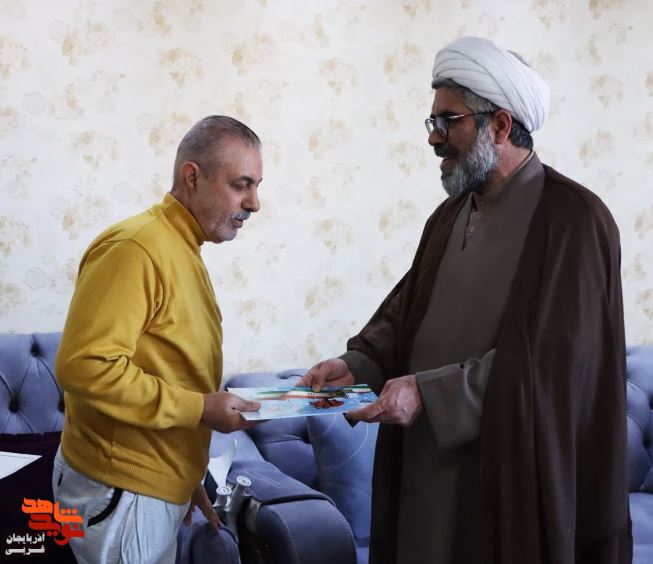 دیدار مدیرکل بنیاد استان با خانواده های جانبازان گرانقدر 70 درصد در ارومیه دیدار مدیرکل بنیاد استان با خانواده های جانبازان گرانقدر 70 درصد در ارومیه
