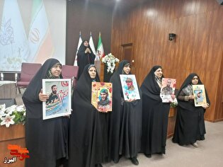 دختران حاج قاسم سوگند خوردند: راه شهید سلیمانی ادامه دارد/ تجلیل از مادران شهیدان مدافع حرم در گردهمایی باشکوه نظرآباد