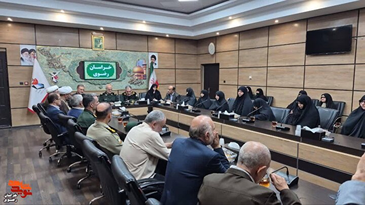 آیین روایتگری و تجلیل از خانواده شهدای فرمانده در خراسان رضوی برگزار شد