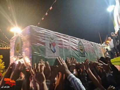 حضور مدیر کل بنیاد مازندران در مراسم شب وداع با شهید مدافع امنیت استوار دوم امیرحسین قاسمی در ساری