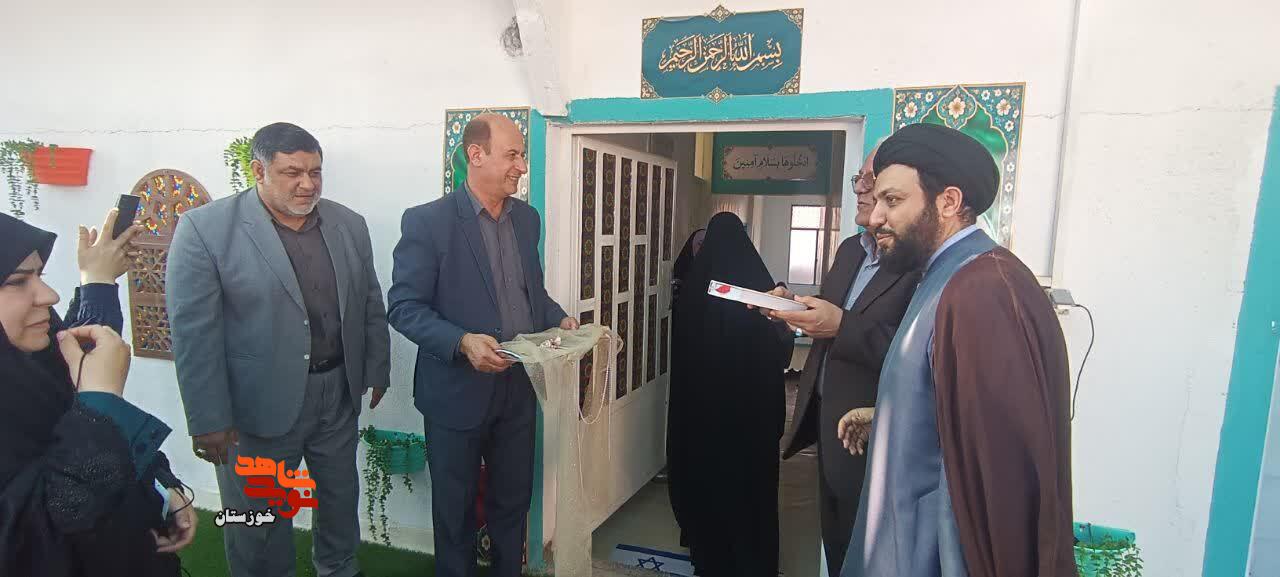 گزارش تصویری/ آیین بدرقه فرزند شهید «سعید اسماعیل وندی» از درب منزل تا مدرسه
