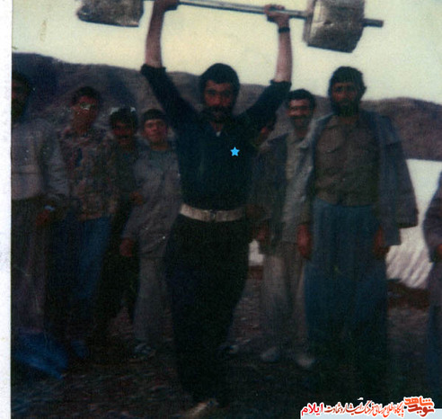 شهید کاظم محمدزاده از شهدای استان ایلام
