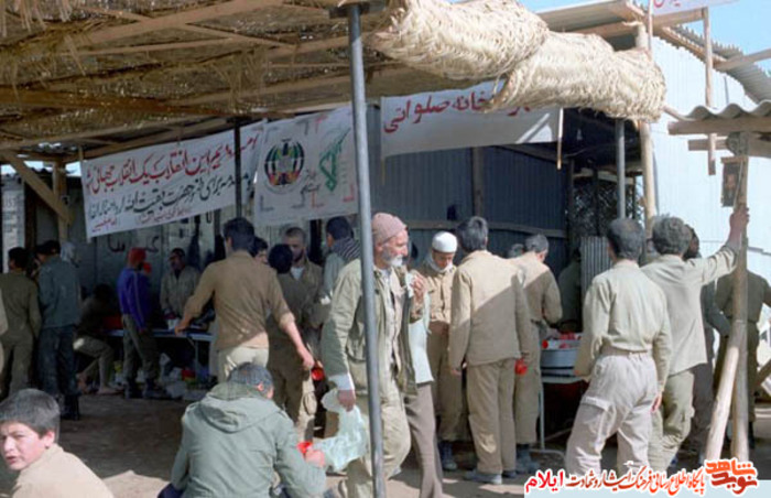 تصاویری از بسیجیان سلحشور در هشت سال دفاع مقدس به عنوان زندگی در جبهه 