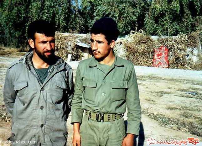 از چپ: عاشوری- رحیم حسینخانی