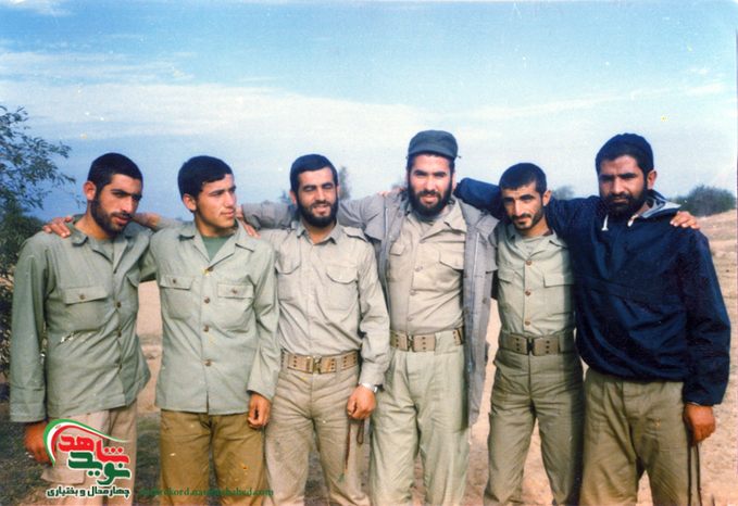 سردار شهید ایرج آقابزرگی نافچی و شهدا و رزمندگان دیگر