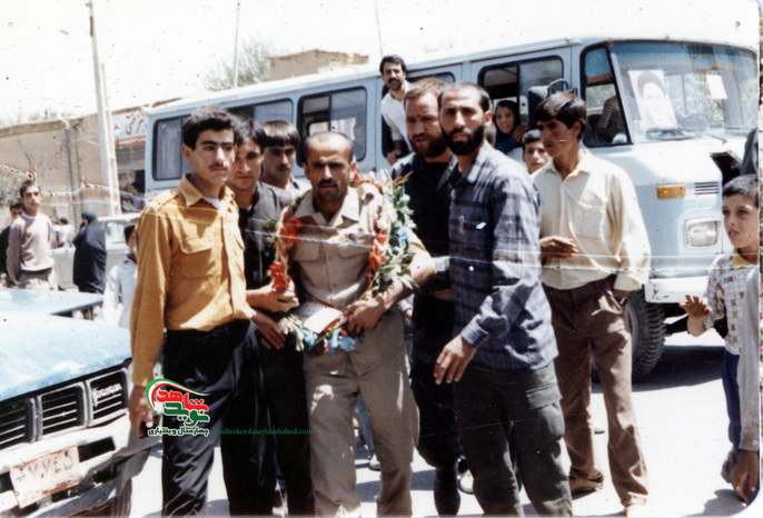 بازگشت آزادگان چهارمحال و بختیاری به میهن اسلامی 