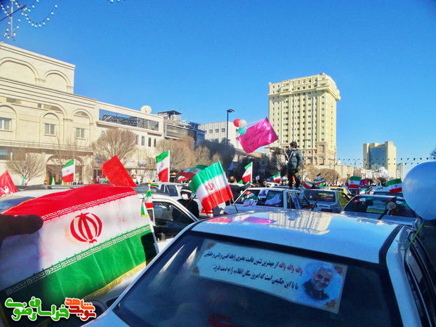 جشن پیروزی انقلاب در مشهد مقدس