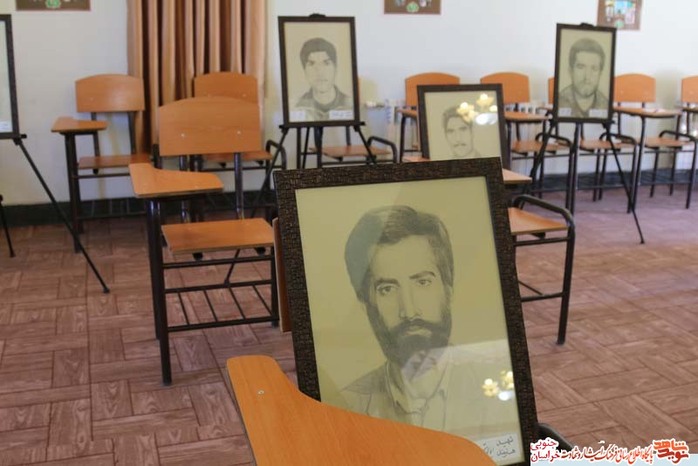 یادواره شهدای لاله های روشن در دبیرستان هنرهای زیبا شهرستان بیرجند با حضور مدیرکل آموزش و پرورش استان به یاد شهید محمد سرحدی و شهیده معصومه محمود سرتنگی