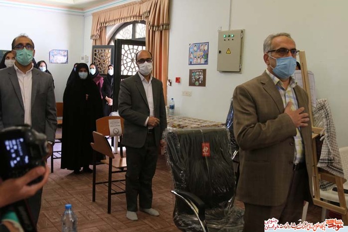 یادواره شهدای لاله های روشن در دبیرستان هنرهای زیبا شهرستان بیرجند با حضور مدیرکل آموزش و پرورش استان به یاد شهید محمد سرحدی و شهیده معصومه محمود سرتنگی