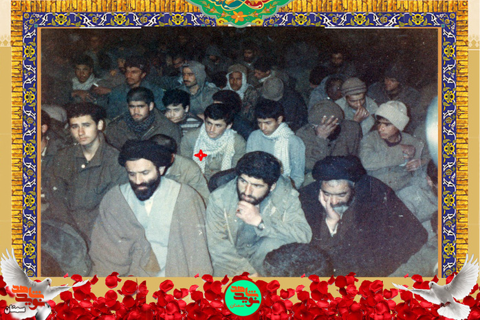 ردیف دوم نفر چهارم از راست شهید محمدحسین احسانی
