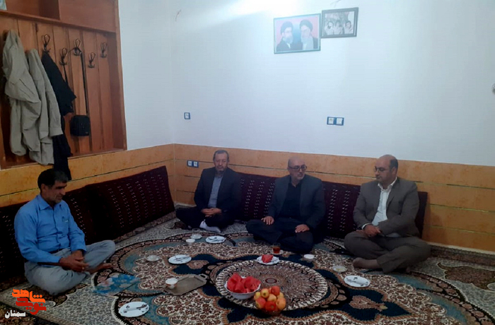 دیدار رئیس بنیاد شهید و امور ایثارگران شهرستان شاهرود با جانباز گرانقدر حسین علمشاهی - سیزدهم شهریور ۱۴۰۱